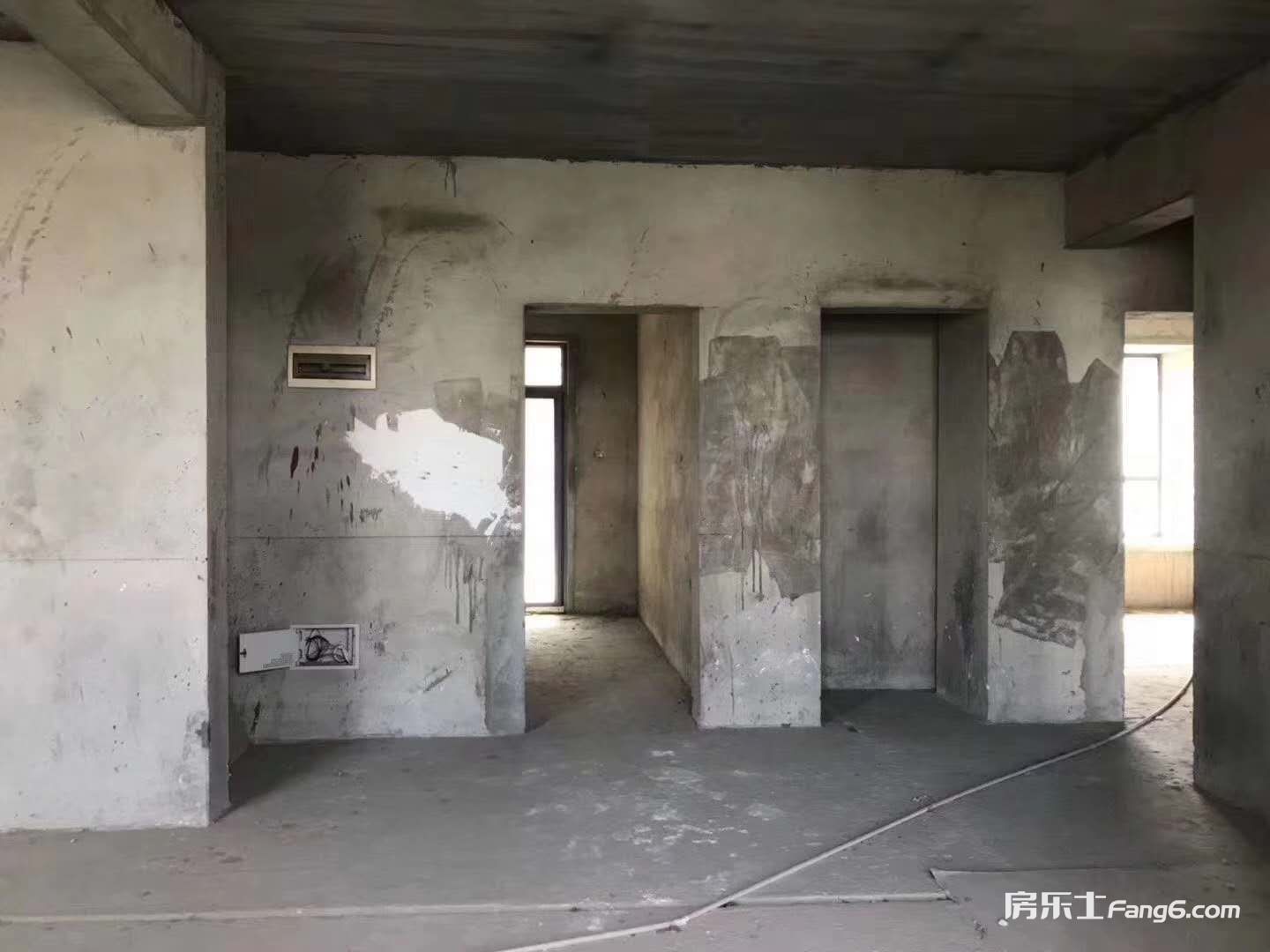 1.jpg